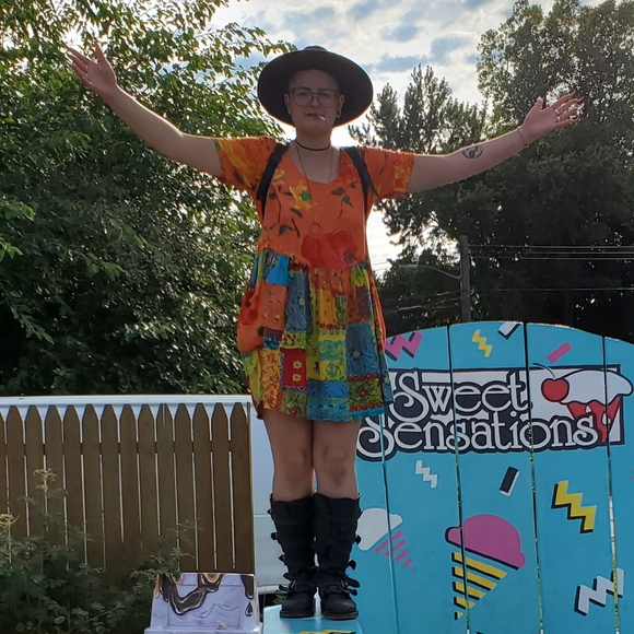 Hey, I'm Alex! - Picture 1 of 1